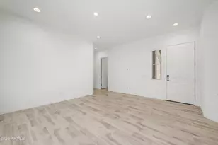 7646 W Desert Spoon Dr, Peoria, AZ 85383 - Photo 30