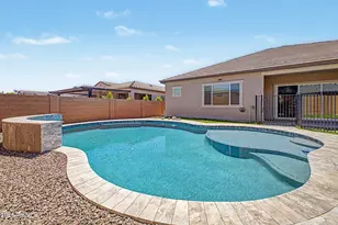 7646 W Desert Spoon Dr, Peoria, AZ 85383 - Photo 44