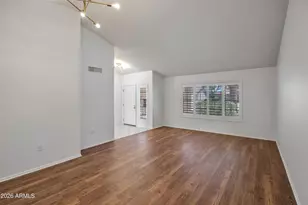 13626 W Gable Hill Dr, Sun City West, AZ 85375 - Photo 12