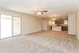 900 W Desert Canyon Dr, San Tan Valley, AZ 85143 - Photo 4