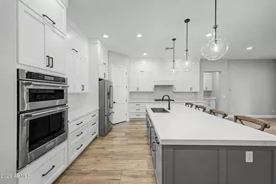 24011 N 24th Place, Phoenix, AZ 85024 - Photo 12