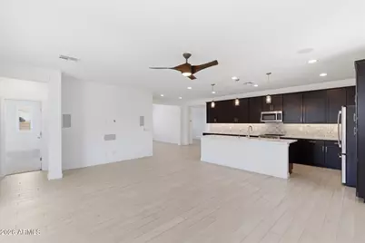 25601 N 140th Lane, Surprise, AZ 85387 - Photo 4