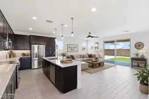 25601 N 140th Ln, Surprise, AZ 85387 - Photo 4