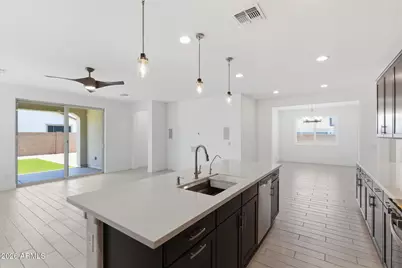 25601 N 140th Lane, Surprise, AZ 85387 - Photo 10