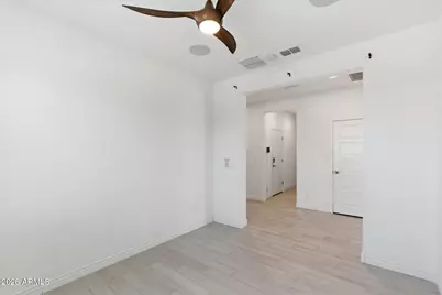 25601 N 140th Lane, Surprise, AZ 85387 - Photo 26