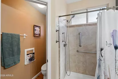 10259 W Mohawk Lane, Peoria, AZ 85382 - Photo 8
