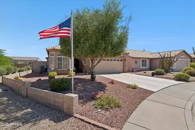 10259 W Mohawk Lane, Peoria, AZ 85382 - Photo 1