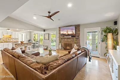 802 E Forest Hills Drive, Phoenix, AZ 85022 - Photo 24