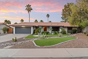 802 E Forest Hills Dr, Phoenix, AZ 85022 - Photo 98