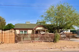 2639 N 28th Pl, Phoenix, AZ 85008 - Photo 1