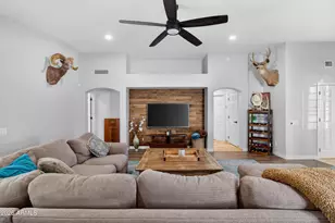 991 N Longmore St, Chandler, AZ 85224 - Photo 16
