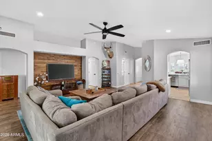 991 N Longmore St, Chandler, AZ 85224 - Photo 14