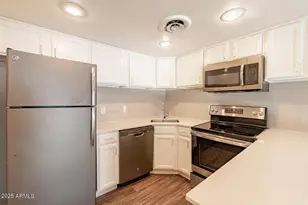 5128 N 15th St, Phoenix, AZ 85014 - Photo 2