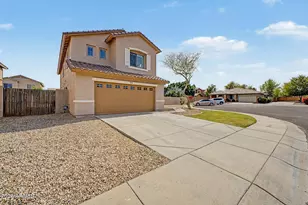 15449 W Tasha Cir, Surprise, AZ 85374 - Photo 2