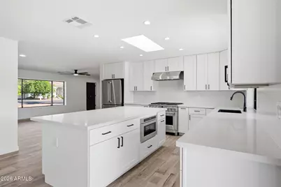 1124 N Villa Nueva Drive, Litchfield Park, AZ 85340 - Photo 6