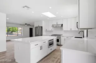 1124 N Villa Nueva Dr, Litchfield Park, AZ 85340 - Photo 6