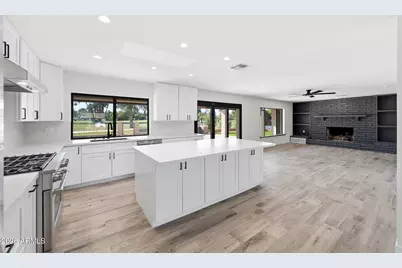 1124 N Villa Nueva Drive, Litchfield Park, AZ 85340 - Photo 4
