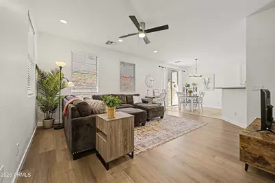 2965 E Dunbar Drive, Phoenix, AZ 85042 - Photo 4