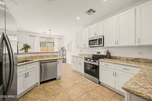2965 E Dunbar Dr, Phoenix, AZ 85042 - Photo 10