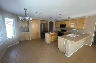 1053 W Bruce Ave, Gilbert, AZ 85233 - Photo 4