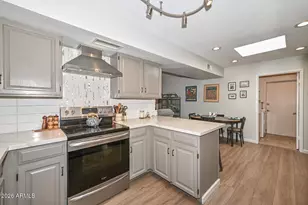 6237 N 22nd Dr, Phoenix, AZ 85015 - Photo 18