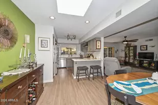 6237 N 22nd Dr, Phoenix, AZ 85015 - Photo 2