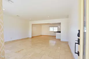 8632 E Palm Ln, Scottsdale, AZ 85257 - Photo 2
