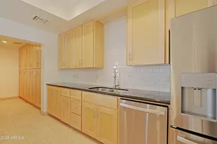 8632 E Palm Ln, Scottsdale, AZ 85257 - Photo 24