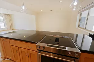8632 E Palm Ln, Scottsdale, AZ 85257 - Photo 6
