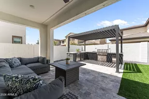1532 E Rakestraw Ln, Gilbert, AZ 85298 - Photo 2