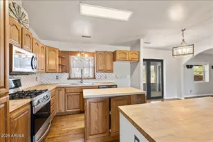 17313 E Lions Crossing Rd, Dewey, AZ 86327 - Photo 12