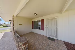 9822 W Sandstone Dr, Sun City, AZ 85351 - Photo 4