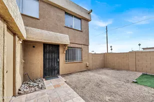 4604 E Riverside St, Phoenix, AZ 85040 - Photo 4
