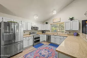 685 N Cholla St, Chandler, AZ 85224 - Photo 18