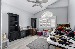891 E Gail Dr, Gilbert, AZ 85296 - Photo 28