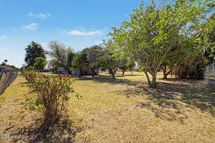 2975 E Campbell Rd, Gilbert, AZ 85234 - Photo 36