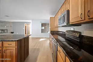 4515 W Shaw Butte Dr, Glendale, AZ 85304 - Photo 28