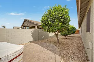 1266 E Eucalyptus Ln, San Tan Valley, AZ 85143 - Photo 30