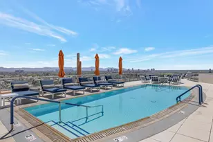 2211 E Camelback Rd, Phoenix, AZ 85016 - Photo 30