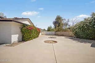 801 E Todd Dr, Tempe, AZ 85283 - Photo 26