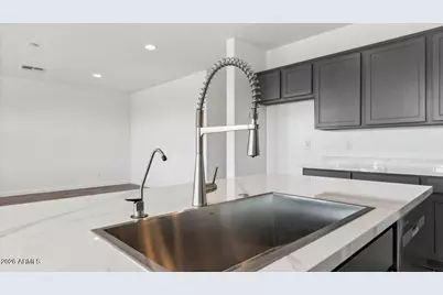 1551 E Currier Drive E, Casa Grande, AZ 85122 - Photo 4