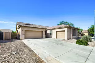 1561 E Palo Verde Dr, Casa Grande, AZ 85122 - Photo 2