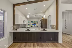 2907 E Nisbet Ct, Phoenix, AZ 85032 - Photo 8