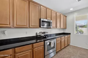 874 E Furness Dr, Gilbert, AZ 85297 - Photo 10