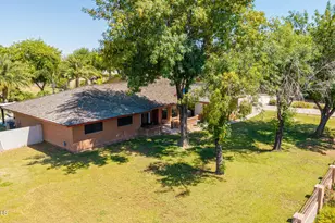 1345 N Greenfield Rd, Gilbert, AZ 85234 - Photo 8
