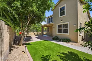 2250 E Wayland Dr, Phoenix, AZ 85040 - Photo 30