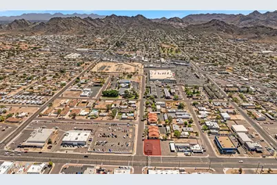 9521 N 7th Street, Phoenix, AZ 85020 - Photo 2