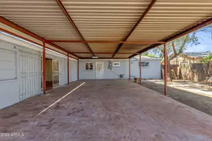 2728 W El Caminito Dr, Phoenix, AZ 85051 - Photo 20
