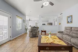 10621 W Sands Dr, Peoria, AZ 85383 - Photo 16
