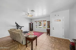 10621 W Sands Dr, Peoria, AZ 85383 - Photo 8